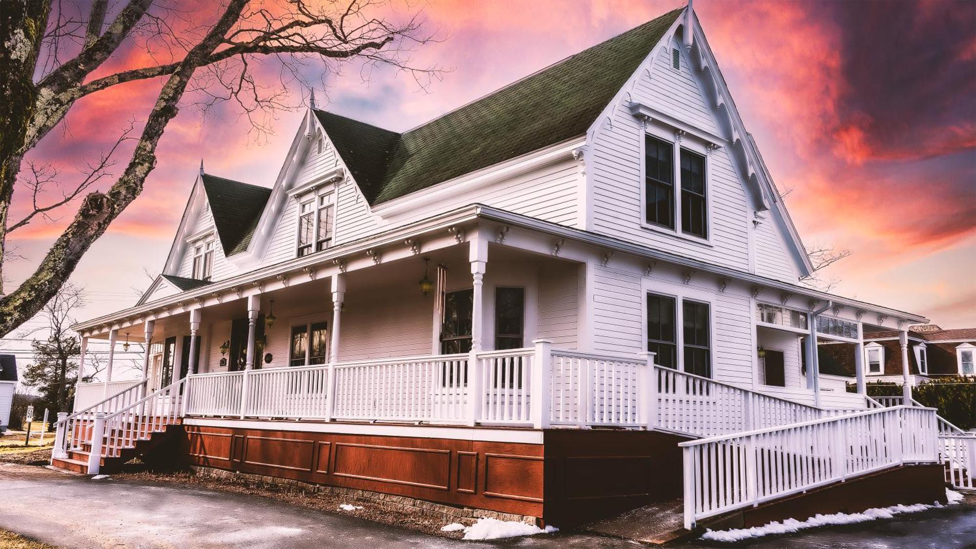 Gillespie House Bed & Breakfast 4*